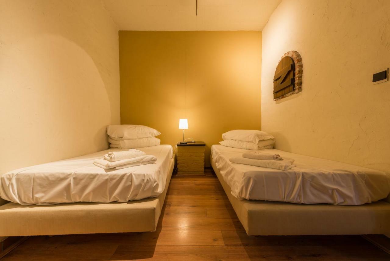 Leopold Hotel 2*